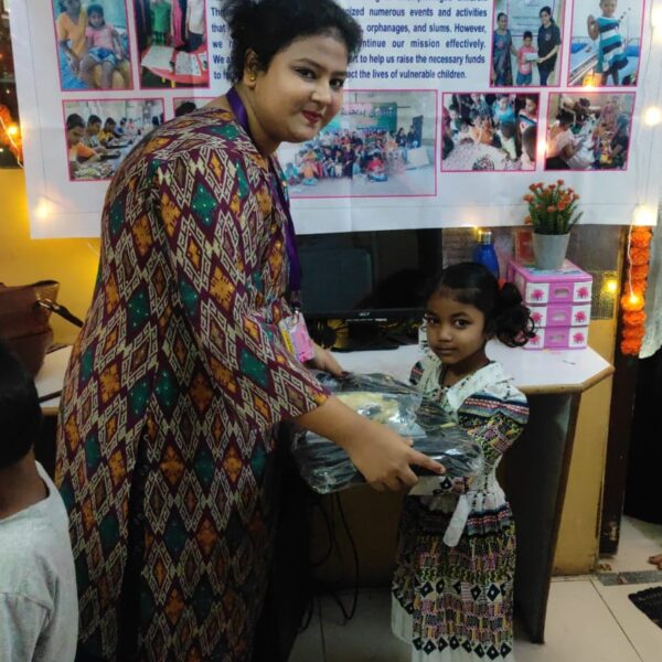 WhatsApp Image 2025 07 10 at 9 38 34 PM 600x600